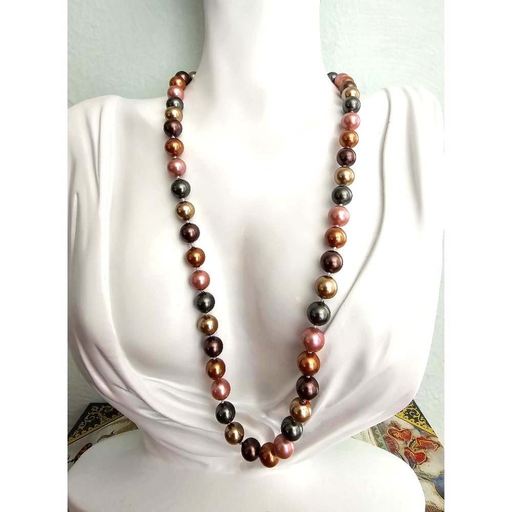 18" Multi Color Faux Glass Pearl Beaded Necklace
